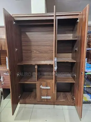 New Melamine 3 Door Cupboard 6*4 Ft Wardrobe L