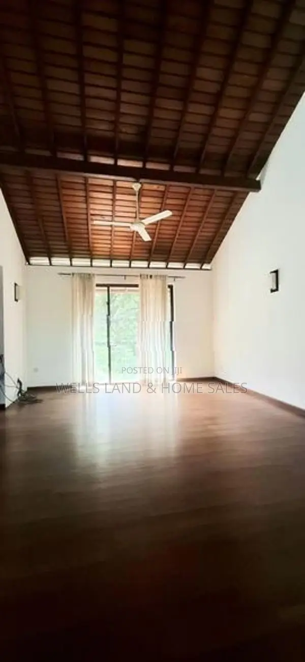 Paddy Field Facing Luxury Villa For Sale