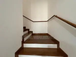 Super Luxury New House Sale in Battaramulla