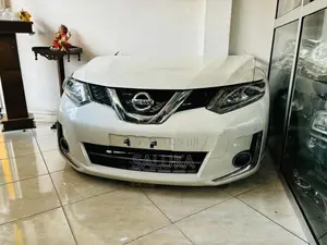 Nissan HNT32 X-Trail Front Buffer Mode Premier (complete)