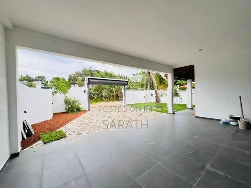 Well Build Brand New House In Malabe