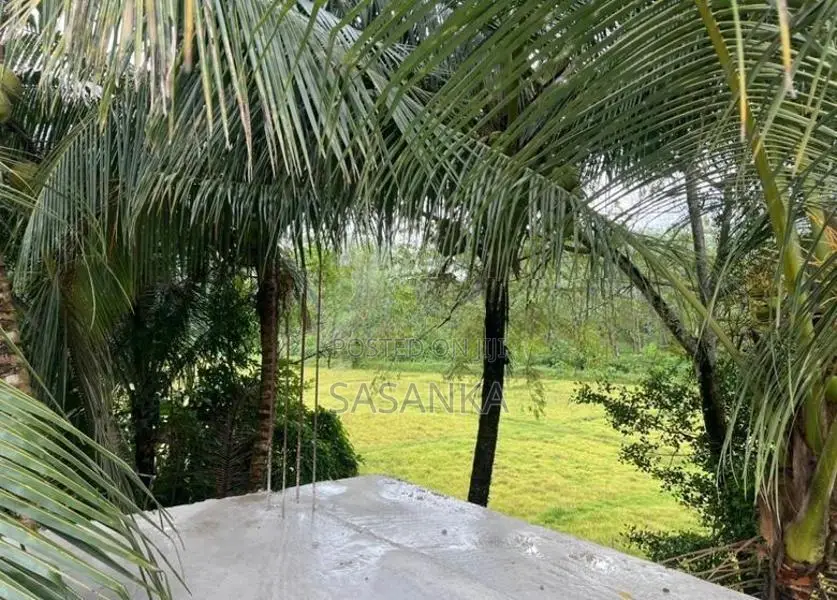 Godagama Batawala 10 Perches Land with Building For Sale