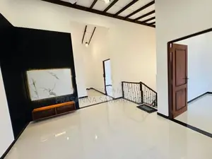 සුඛෝපභෝගී නවීනතම සුවිසල් දෙමහල් නිවස විකිණීමට Piliyandala