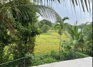 Godagama Batawala 10 Perches Land with Building For Sale