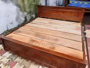 Teak Bed 6ft *5ft