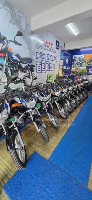 Bajaj CT100 2026