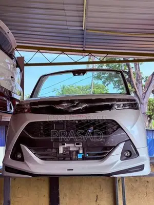 Toyota Tank Roomy Bonnet Cut