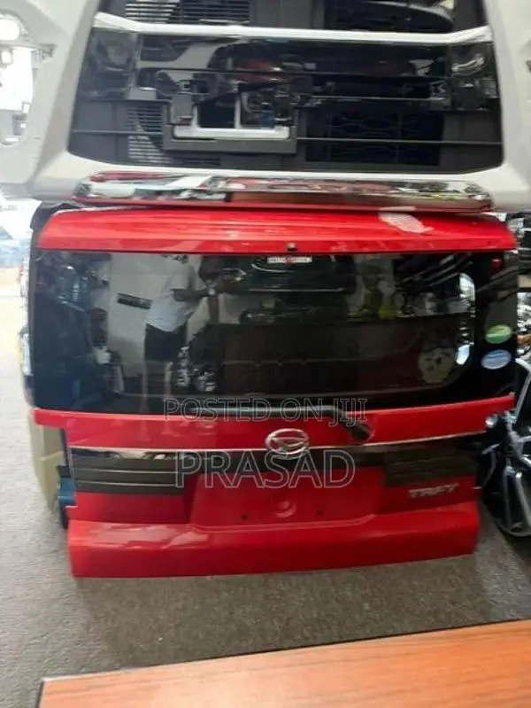 Daihatsu Taft Dicky Door