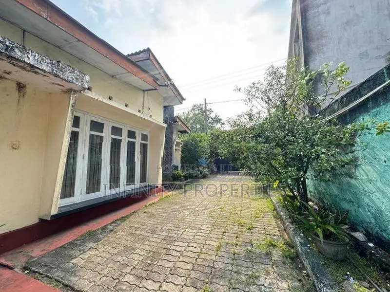 20 Perch Land with Old House for Sale – Daham Mawatha, Maharagama
