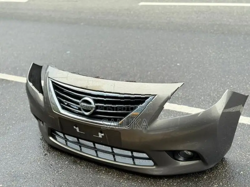 Nissan N17 Latio Sunny Front Buffer (complete)