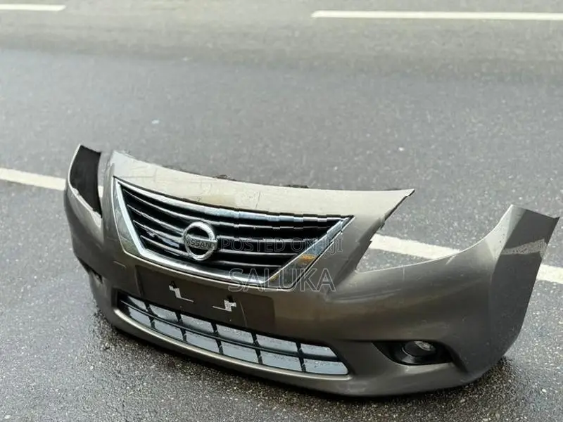 Nissan N17 Latio Sunny Front Buffer (complete)