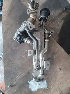 BMW 520D EGR UNIT B47