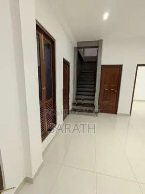 මාලබේ නගරයෙන් සම්පූර්ණයෙන්ම නිම කරන ලද නව නිවසක්