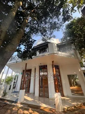 Battaramulla Prime Location Two Story House For Sale.