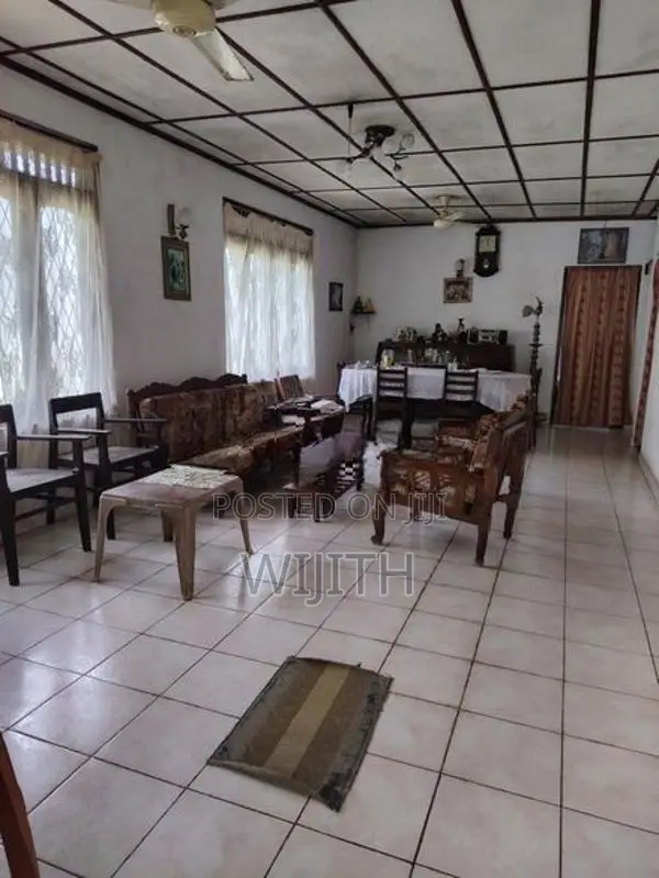 සුපරි ඉඩක් විකිනිමට මහරගම පමුනුවෙි