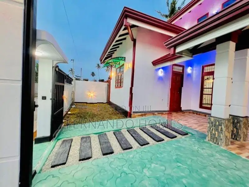 All Bricks Walls With New 4 BR Luxury Single Story House Sale Negombo