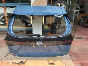 Toyota Yaris Cross Dicky Door