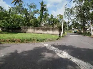 අතුරුගිරිය මුල්ලේගම පාරෙන් බිම් කොටසක් විකිණීමට