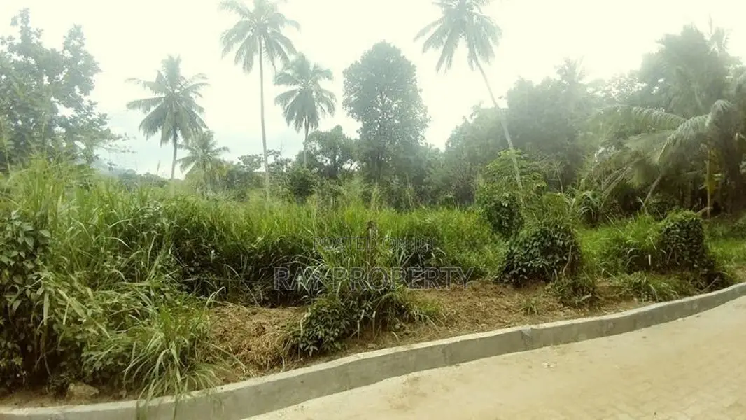 Land for Sale Mathale Aluvihare Close to Main Road
