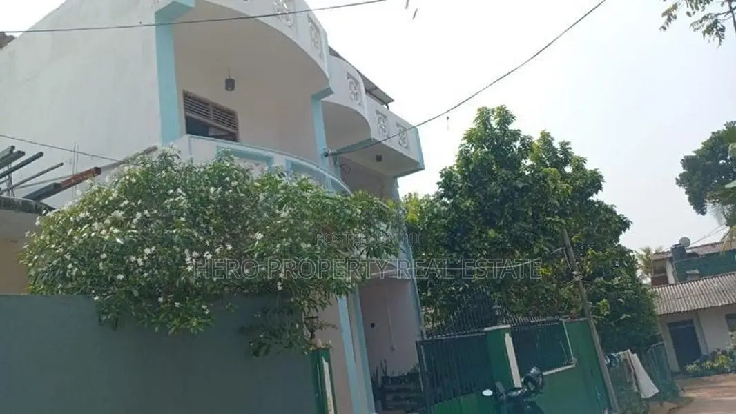 (CSB2603-002) Three Story House for Sale in Boralesgamuwa