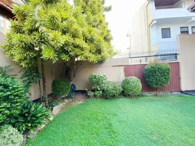 Two-Storey House for Sale in Colombo 06