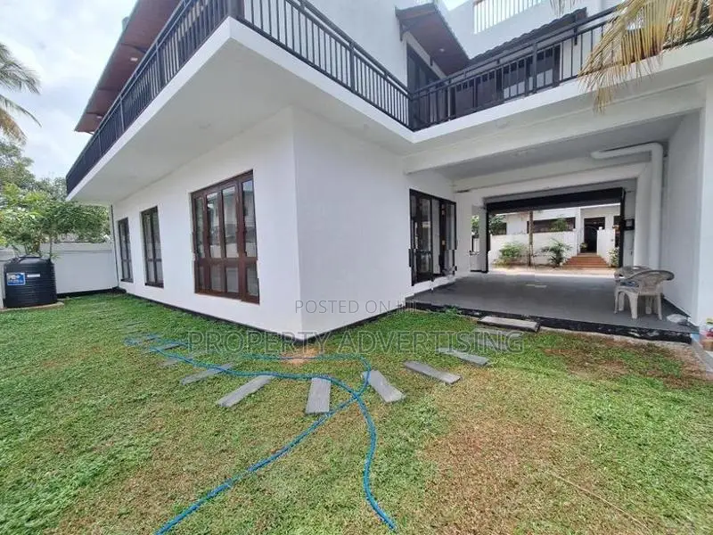 architecture desinged super luxury house for sale in mount lavenia