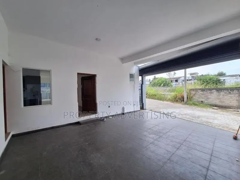 Luxury House for Sale in Mount Lavinia