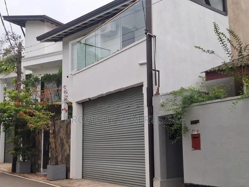 architecture desinged super house for sale in thalawathugoda