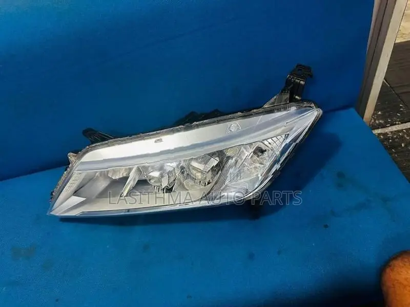 Grace Head Lamp