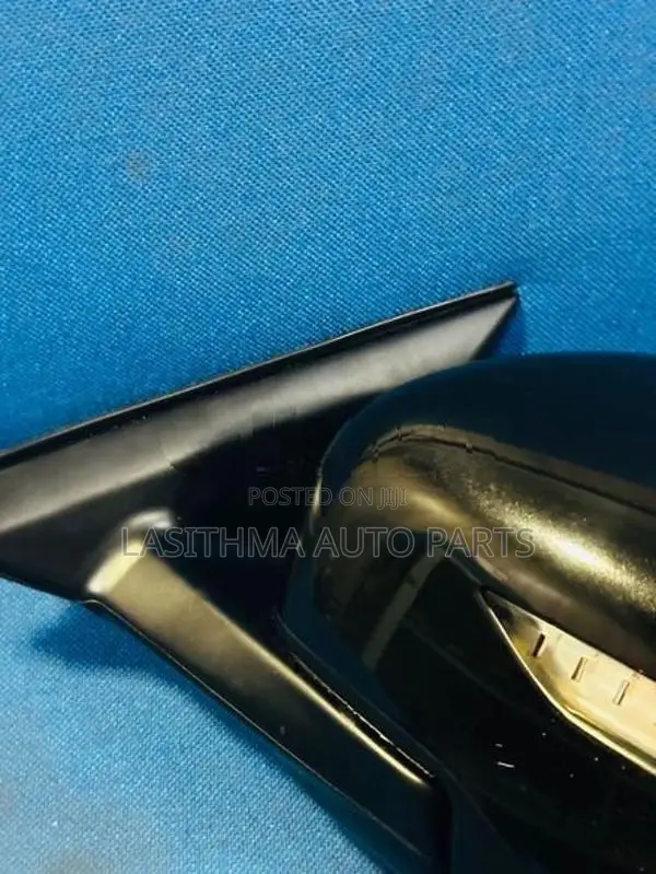 X Trail NT 32 Side Mirror