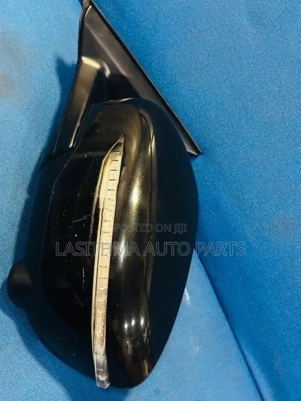 X Trail NT 32 Side Mirror