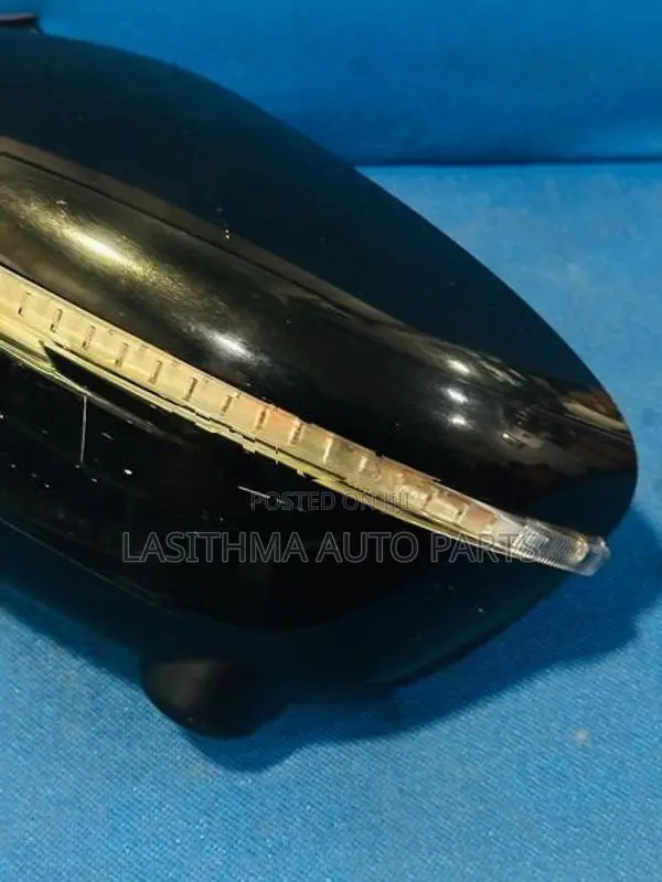 X Trail NT 32 Side Mirror