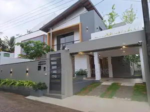 architecture desinged luxury house for sale in piliyandala