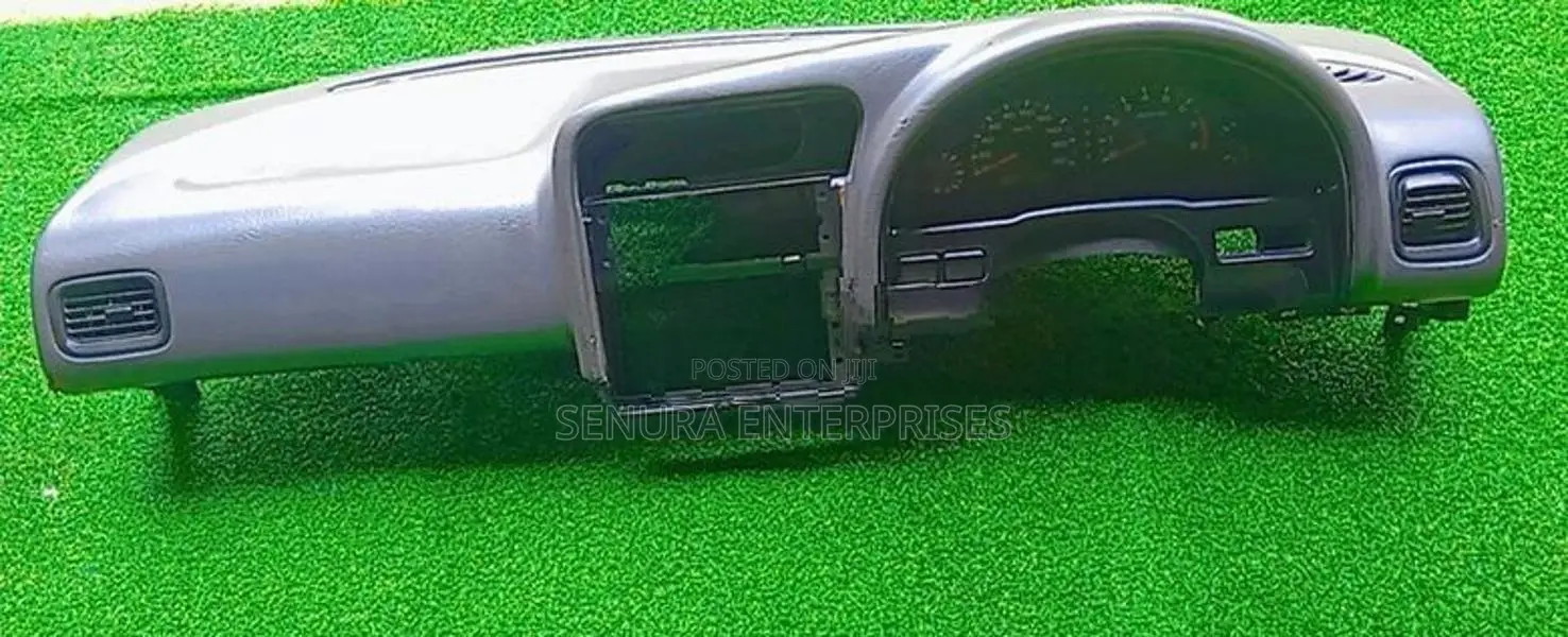 Nissan Serena C23 DashField board Panel