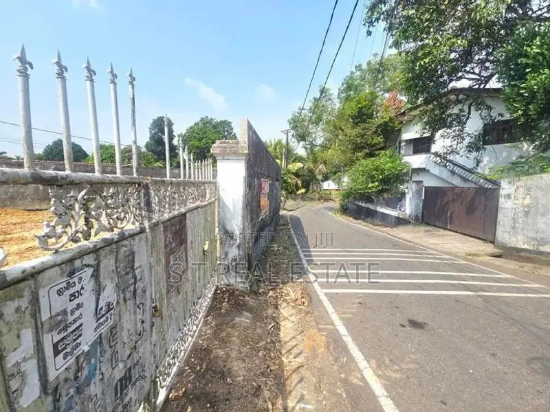 21P Bare Land For Sale In Madiwela