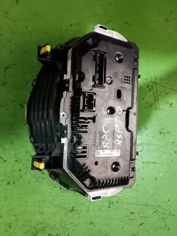 Toyota Ractics 120 Meter board