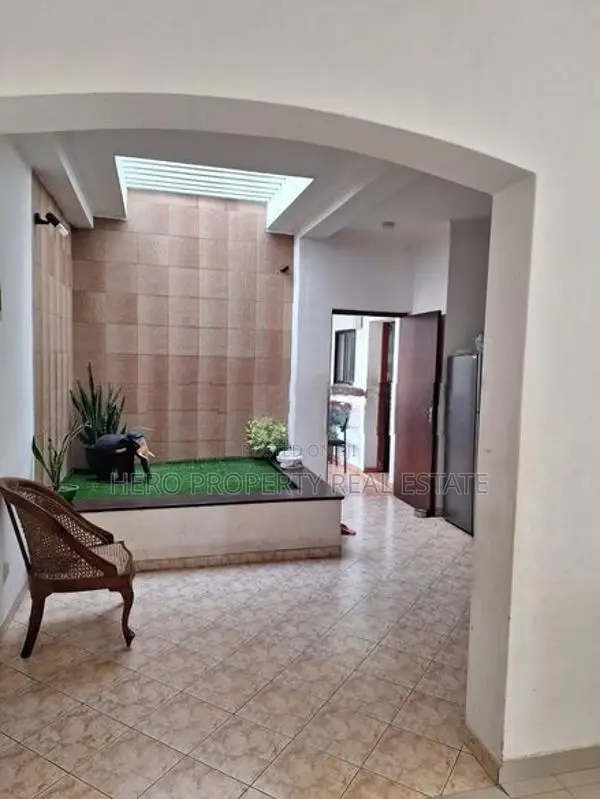 (CSB2603-006) Modern Luxury House for Sale in Boralesgamuwa