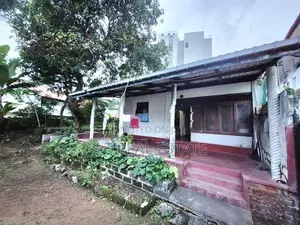 12.10P Land with Old House for Sale in Nawala