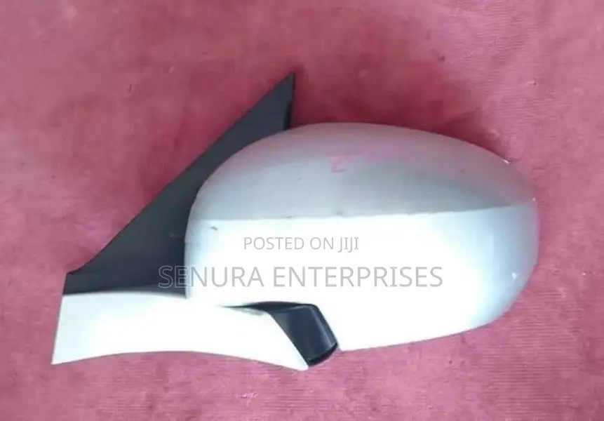 Suzuki Swift ZC 72S Side Mirror Lh