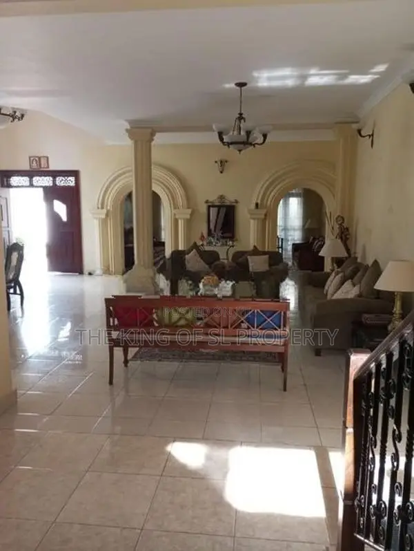House for Sale in Nawala (Koswatta)