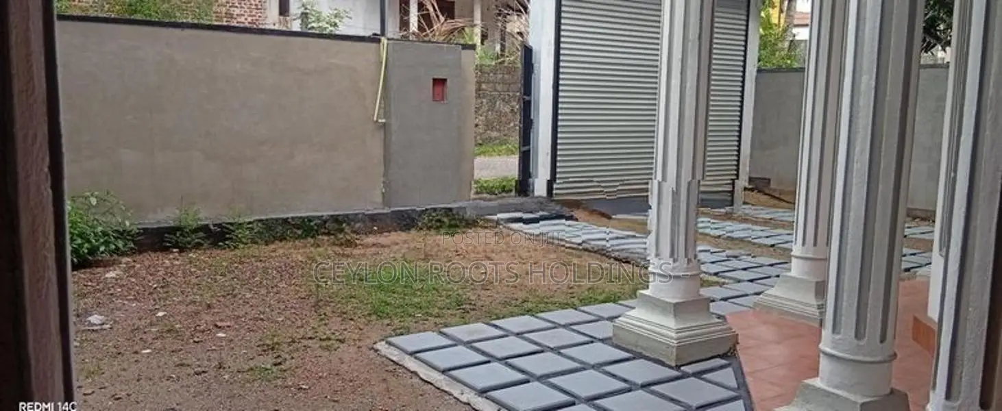A 2-storey Beautful House for sale in Kahantota Rd,Located Houses Sche