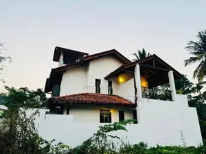 (AFA953) 02 Story House for sale in Temple Road Maharagama