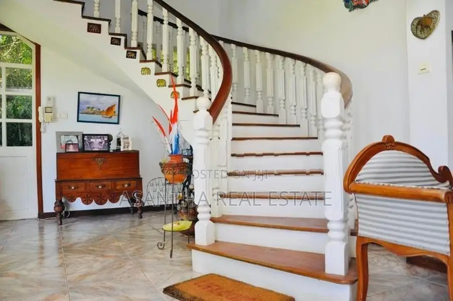 (AFA987) 03 Story Villa With 101 P Full Furniture Sale At Kaluthara