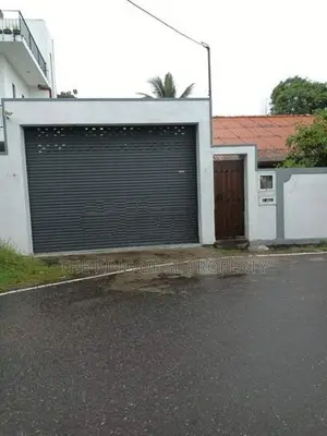 House for Sale in Nugegoda ( Delkada )