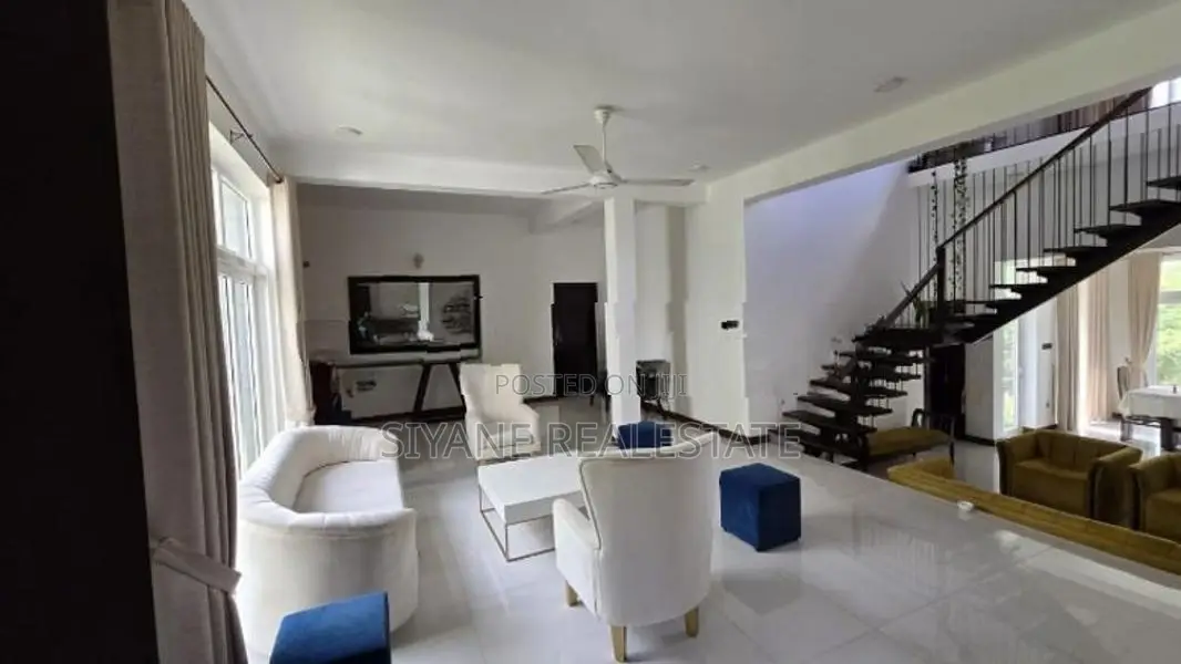Luxury House For Sale Thalawathugoda