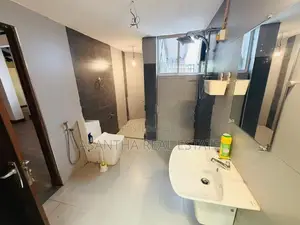 Single storied house for sale at Raththanapitiya.