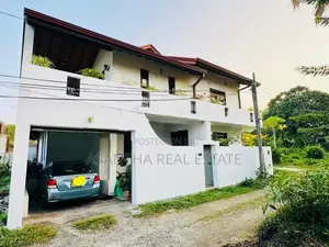 (AFA953) 02 Story House for sale in Temple Road Maharagama