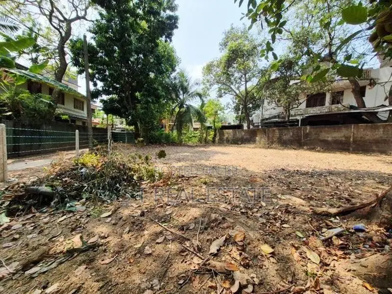 14P High Residential Bare Land For Sale In Nawala