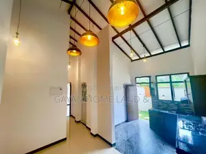 තාක්ෂණික විශ්වවිද්‍යාලයට ආසන්නව පිහිටි අලුත්ම නිවස විකිණීමට දියගම