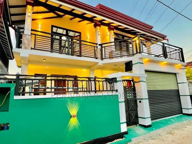 An Upstairs Solid Nice 3 Bed Rooms House For Sale In Negombo